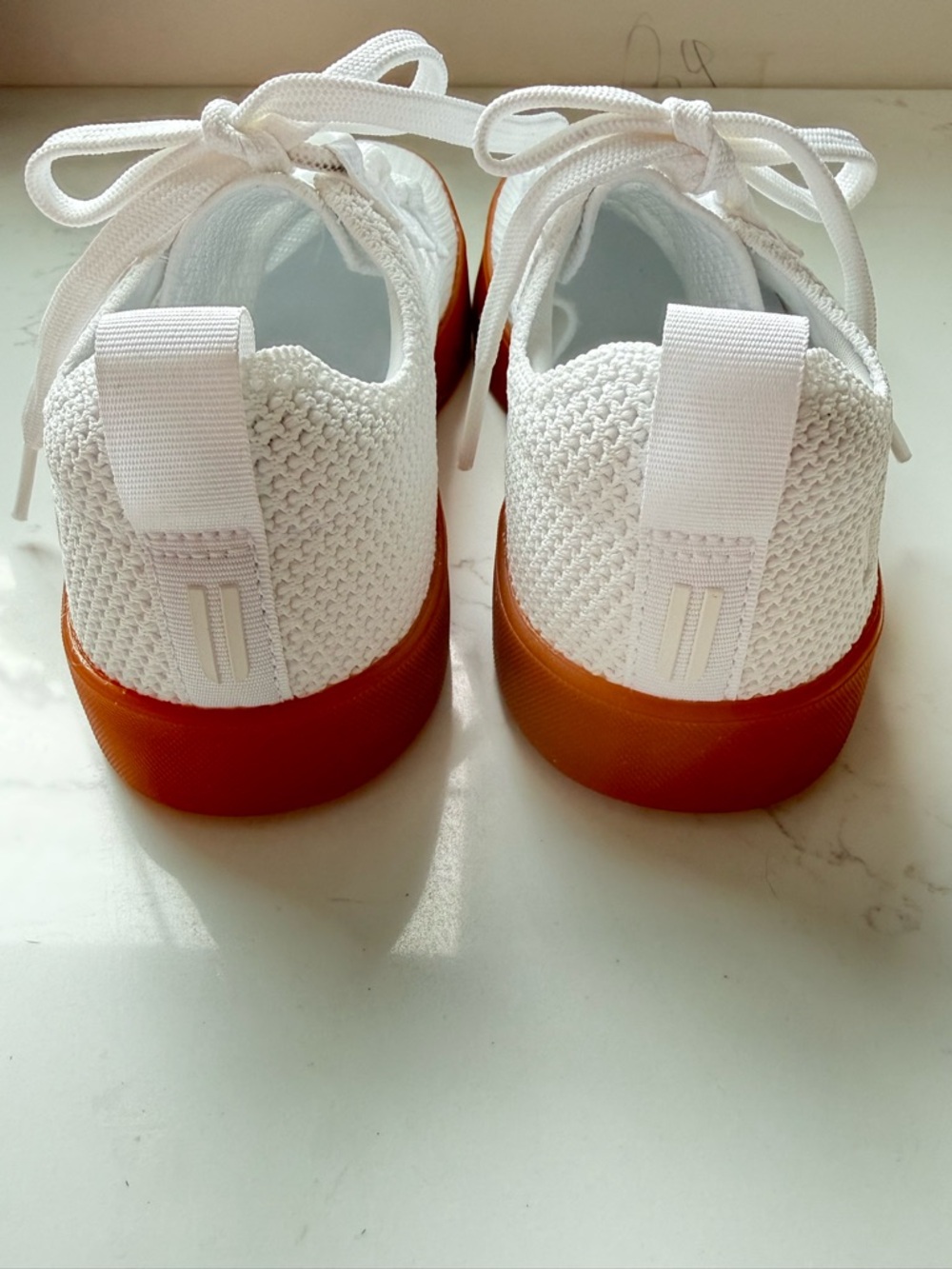 NOBULL Unisex Knit Sneakers White Gum Athletic Size Womans 8 Mens 6.5 Excellent - Picture 5 of 8